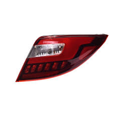 چراغ خطر دنا پلاس راست مدرن